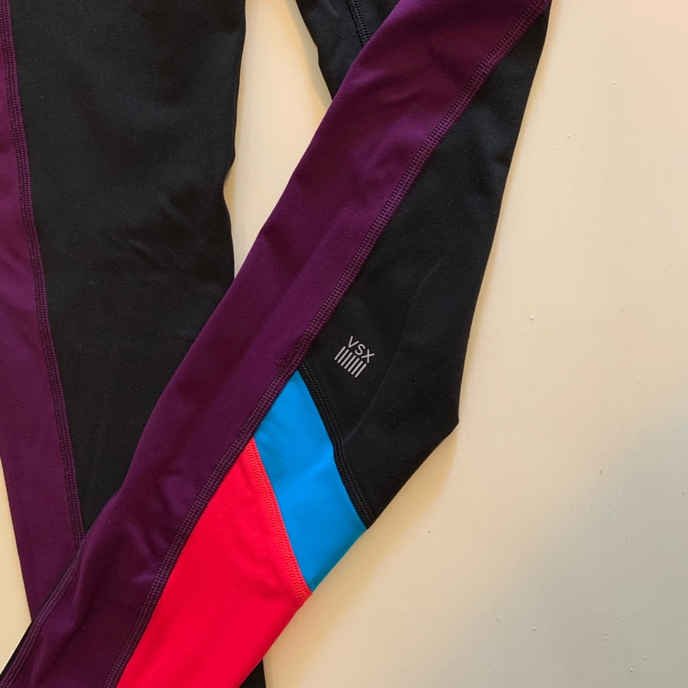 New XXS VS sports/yoga leggings.